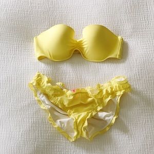 Victoria’s Secret Bandeau & cheeky bikini bottom